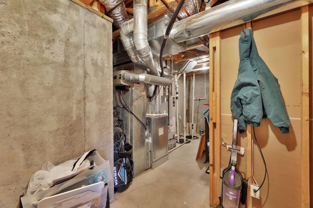 5 TAYLOR CT, Augusta, KS 67010