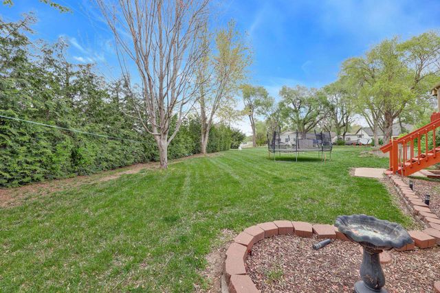 5 TAYLOR CT, Augusta, KS 67010