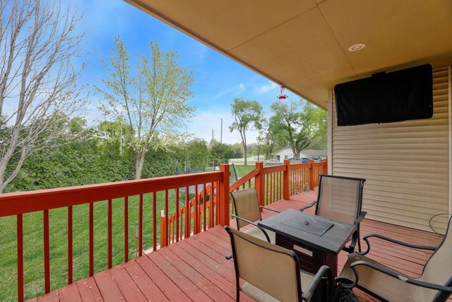 5 TAYLOR CT, Augusta, KS 67010