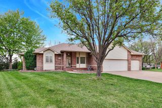 5 TAYLOR CT, Augusta, KS 67010