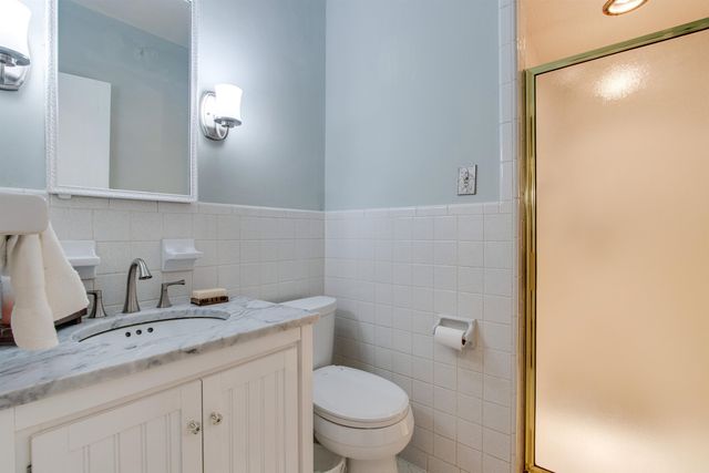 711 S MCLEAN BLVD, Memphis, TN 38104