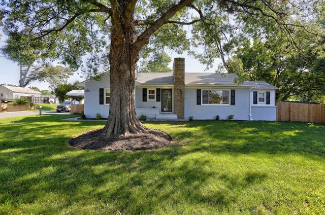 8231 FORT SMALLWOOD RD, Baltimore, MD 21226