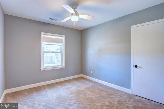 8231 FORT SMALLWOOD RD, Baltimore, MD 21226