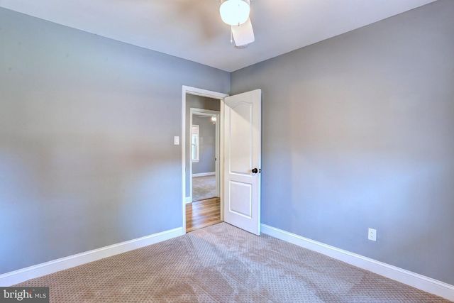 8231 FORT SMALLWOOD RD, Baltimore, MD 21226