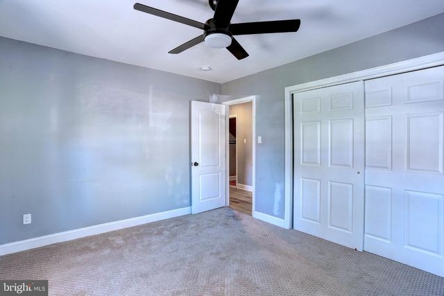 8231 FORT SMALLWOOD RD, Baltimore, MD 21226