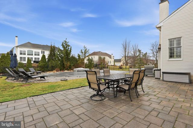 135 LIVERY DR, Churchville, PA 18966