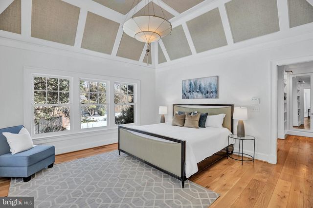 5904 BRADLEY BLVD, Bethesda, MD 20814