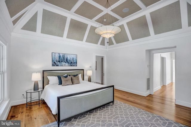 5904 BRADLEY BLVD, Bethesda, MD 20814