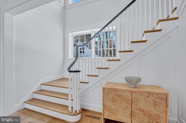 5904 BRADLEY BLVD, Bethesda, MD 20814