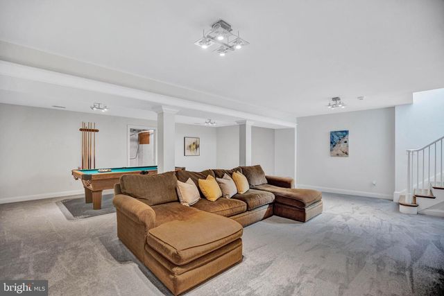 5904 BRADLEY BLVD, Bethesda, MD 20814