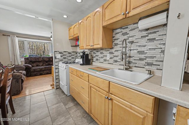 33 Mill Creek Road, Bayville, NJ 08721