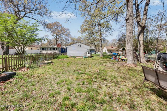 33 Mill Creek Road, Bayville, NJ 08721