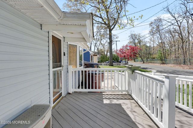 33 Mill Creek Road, Bayville, NJ 08721