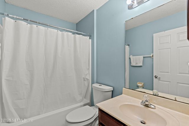668 ACORN CHASE Drive, Orange Park, FL 32065