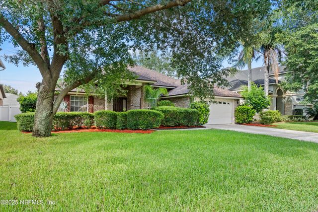 668 ACORN CHASE Drive, Orange Park, FL 32065
