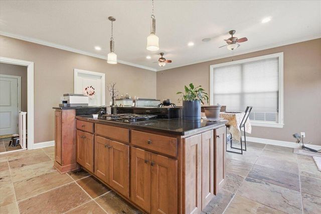 4701 THORNBROOK RDG, Columbia, MO 65203