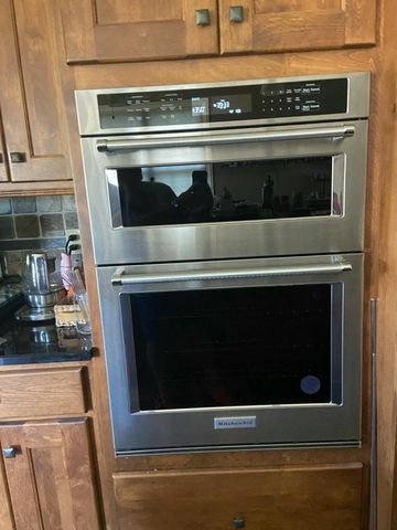 4701 THORNBROOK RDG, Columbia, MO 65203