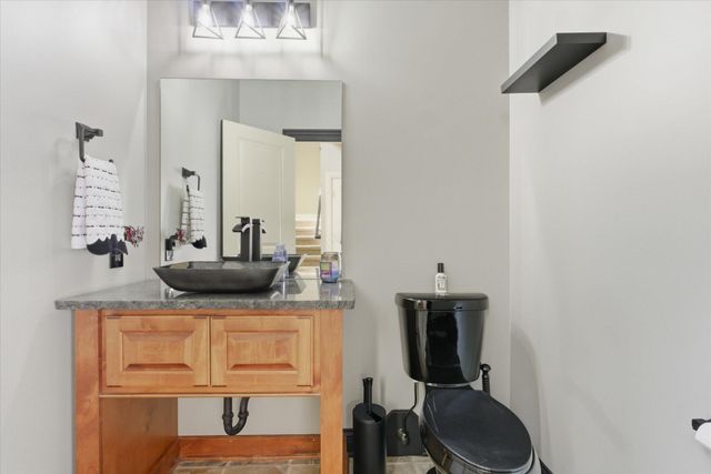 4701 THORNBROOK RDG, Columbia, MO 65203