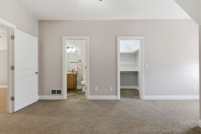 4701 THORNBROOK RDG, Columbia, MO 65203