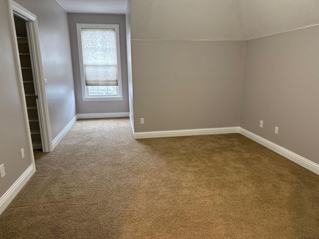 4701 THORNBROOK RDG, Columbia, MO 65203