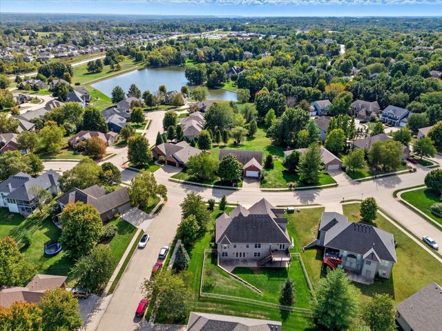 4701 THORNBROOK RDG, Columbia, MO 65203