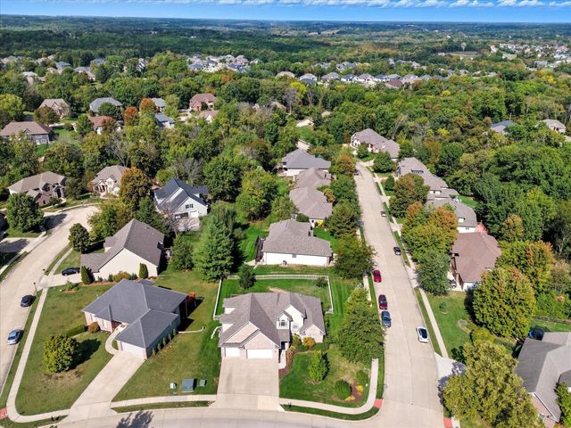 4701 THORNBROOK RDG, Columbia, MO 65203