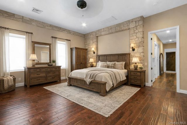 21 Bird Hill Road, Tomkins Cove, NY 10986