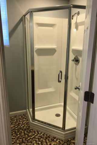 21 Bird Hill Road, Tomkins Cove, NY 10986