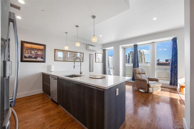 109-19 72nd Road 7B, Forest Hills, NY 11375