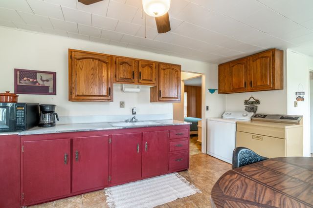 380 Lane 852 Snow Lake, Fremont, IN 46737