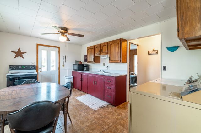 380 Lane 852 Snow Lake, Fremont, IN 46737