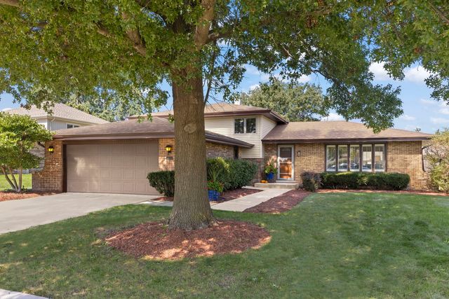 8808 Wheeler Drive, Orland Park, IL 60462