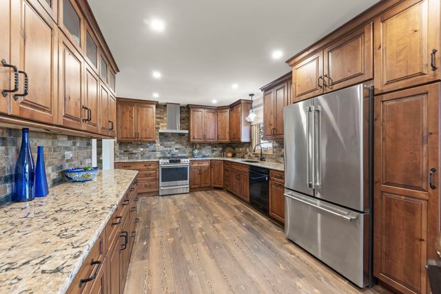 8808 Wheeler Drive, Orland Park, IL 60462