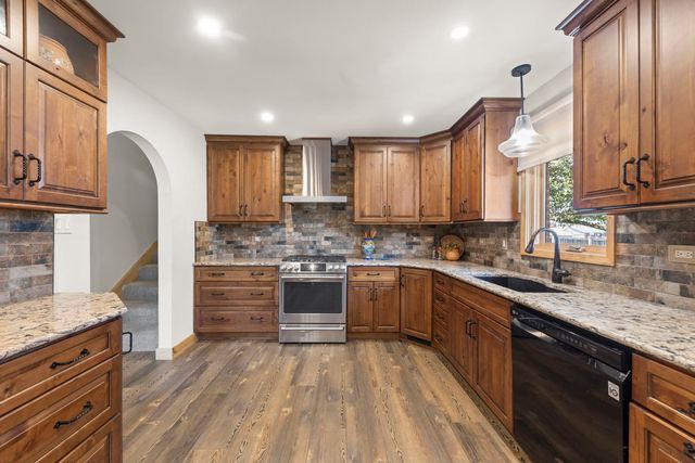 8808 Wheeler Drive, Orland Park, IL 60462