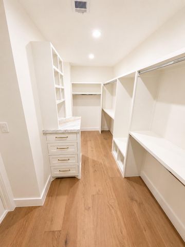 2325 Wroxton Road, Houston, TX 77005