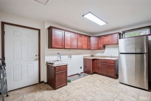 508 S Penn Street, Fairmount, IN 46928