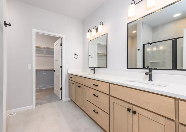 27 Spittlebug Circle, Madison, WI 53718