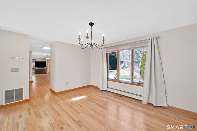 194 Lisa Drive, South Windsor, CT 06074