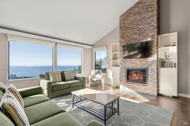 36840 Greencroft Rd, The Sea Ranch, CA 95497