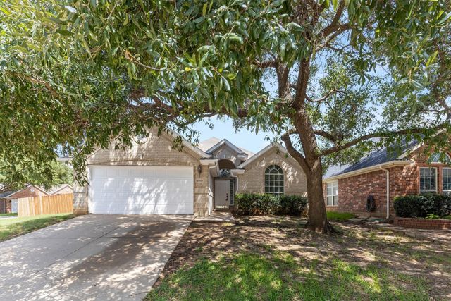 12601 Red Cedar Drive, Euless, TX 76040