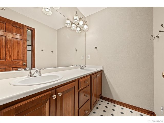 6724 W Gould Drive, Littleton, CO 80123