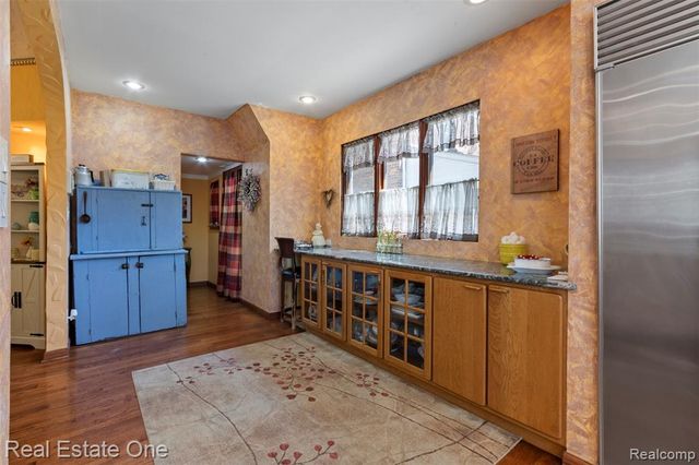 939 S Highland Street, Dearborn, MI 48124