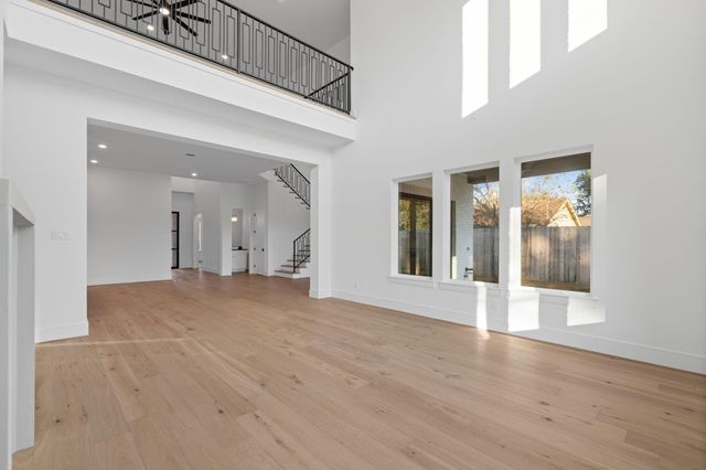 8553 Western Drive, Houston, TX 77055