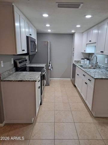 13264 W COUNTRYSIDE Drive, Sun City West, AZ 85375
