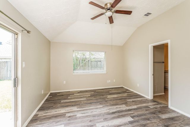 7038 Villa Del Sol Drive, Houston, TX 77083