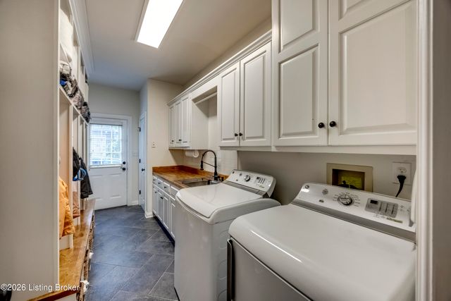 7303 Blakemore Ct, Prospect, KY 40059