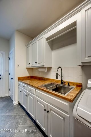 7303 Blakemore Ct, Prospect, KY 40059