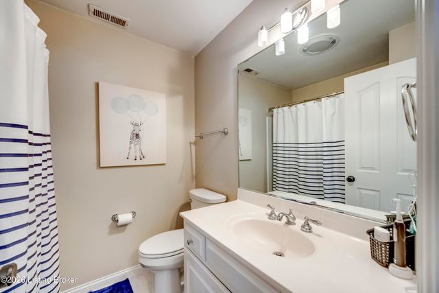 7303 Blakemore Ct, Prospect, KY 40059