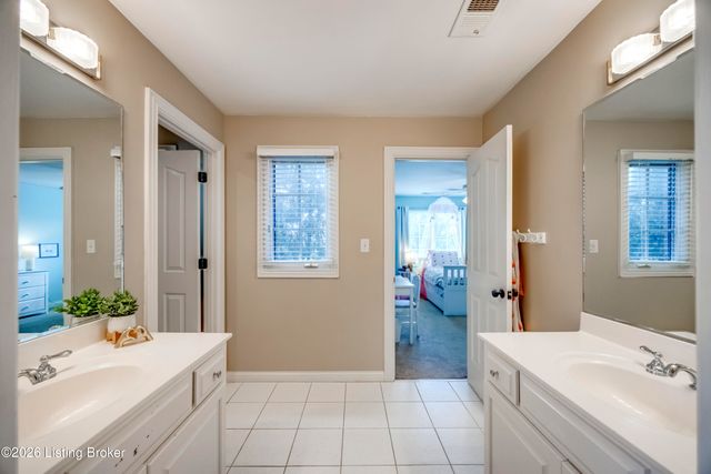 7303 Blakemore Ct, Prospect, KY 40059