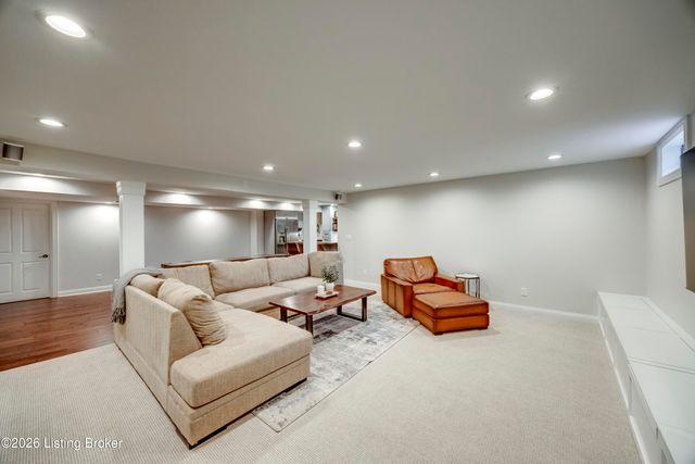 7303 Blakemore Ct, Prospect, KY 40059